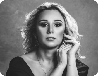 Elaine Sócia Fundadora mobile